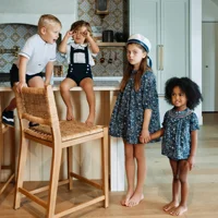 Collection Boutique Eden AS 2026SS : Robes et Jupes Fleuries Smockées pour Filles, Chemises Blanches et Shorts Bleu Marine pour Garçons 1