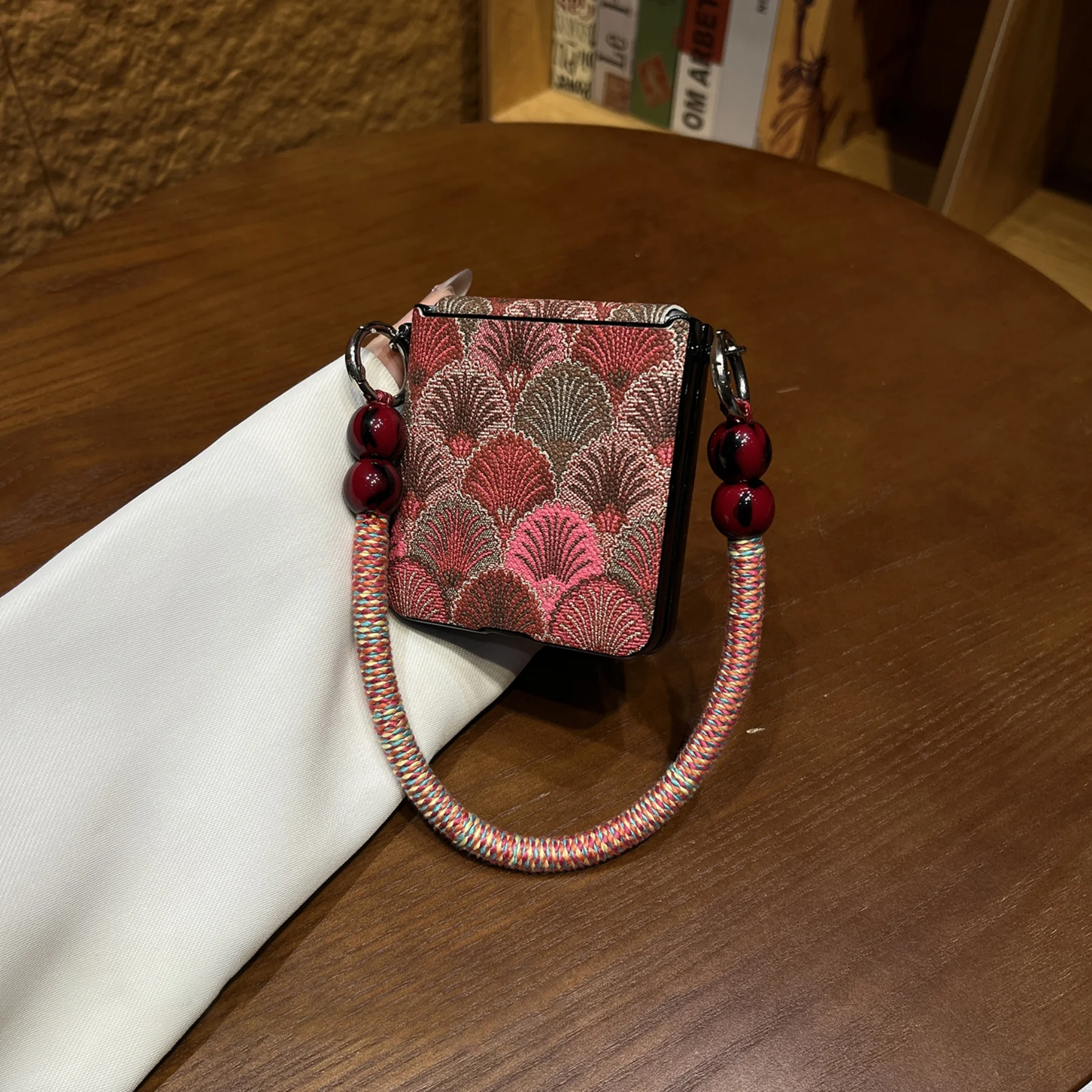 Elegant Red Seashell Pattern Phone Case with Beaded Woven Rope - Shockproof Back Cover