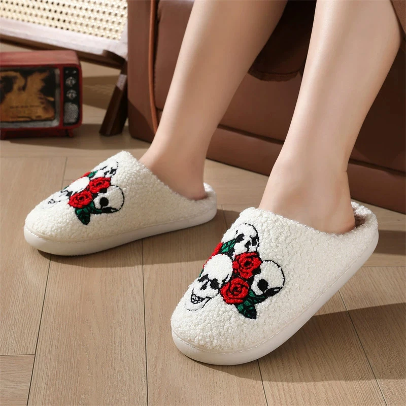 Halloween Bat Pattern Fur Slippers Women Slip On Keep Warm Home Slippers Woman Closed Toe Non Slip Indoor Cotton Slides Lady