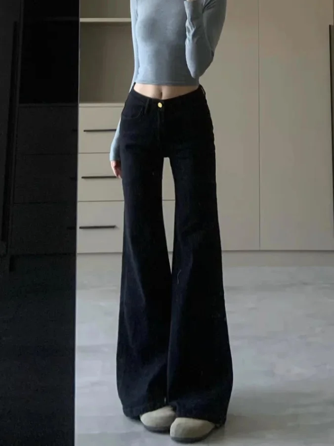 Black color pants