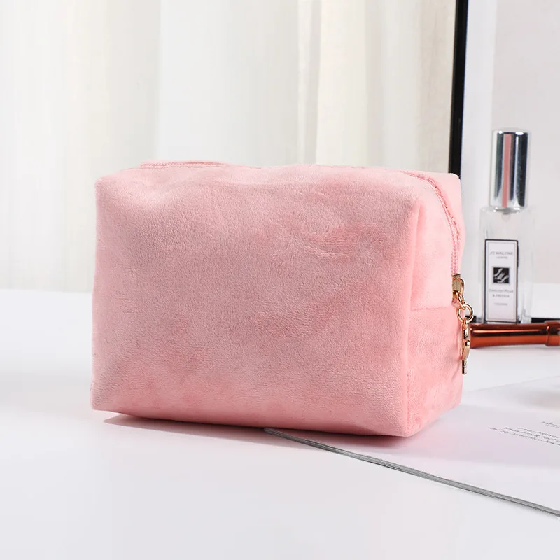 Custom Embroidery Bridesmaid Makeup Bag Personalized Velvet Storage Bag Wedding Anniversary Gift Custom Logo Travel Toiletry Bag 4