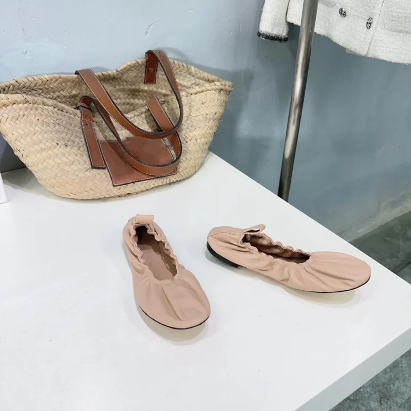

New sheepskin non tiring women's shoes with soft soles, casual one foot flat shoes, ballet dance shoes
