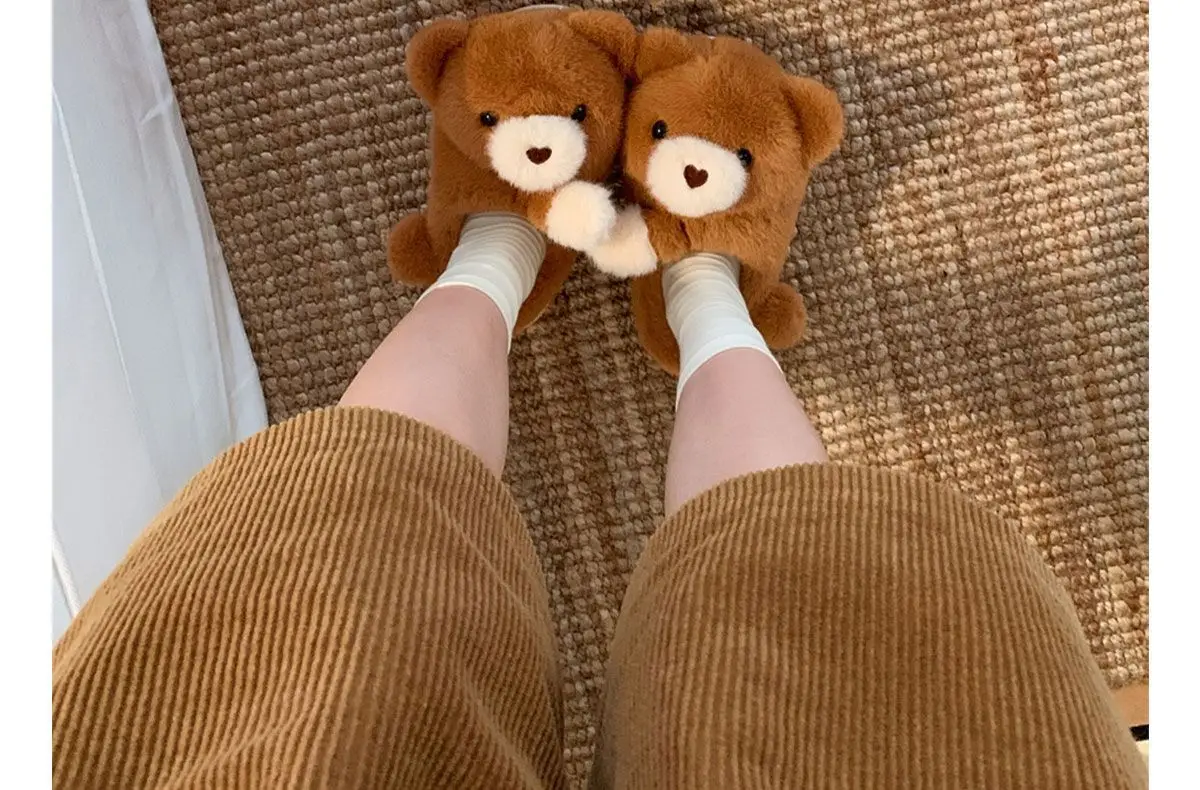 Kreative braune Umarmungsbär-Hausschuhe für Damen, stereoskopische Tierfell-EVA-Clogs, weiche, pelzige Kuschelbären-Hausschuhe für den Innenbereich – Detail 17