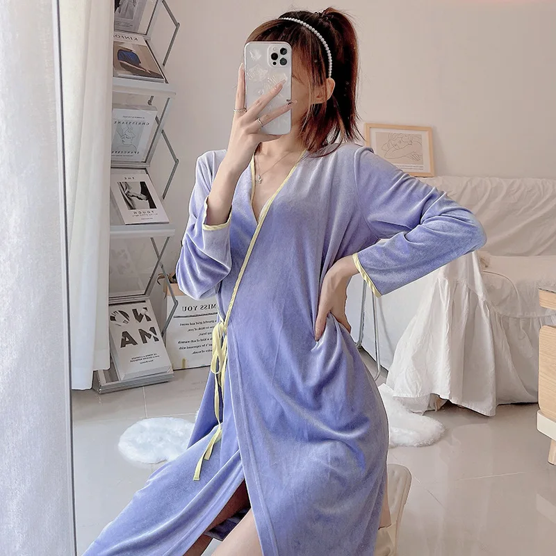 Women Fall/winter New Long Nightdress Retro Velvet Pajamas Long Sleeve  Nightgown Home Service V-Neck Night Wear Sexy Nightwear