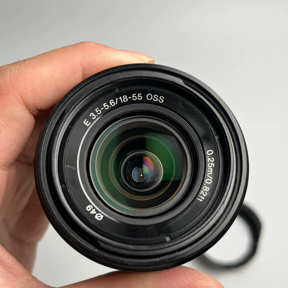 95% 새 상품 E18-55 F3.5-5.6 OSS 렌즈 APS-C 광학 이미지 안정화 자동 초점 렌즈 ( E 마운트 미러리스 카메라용)