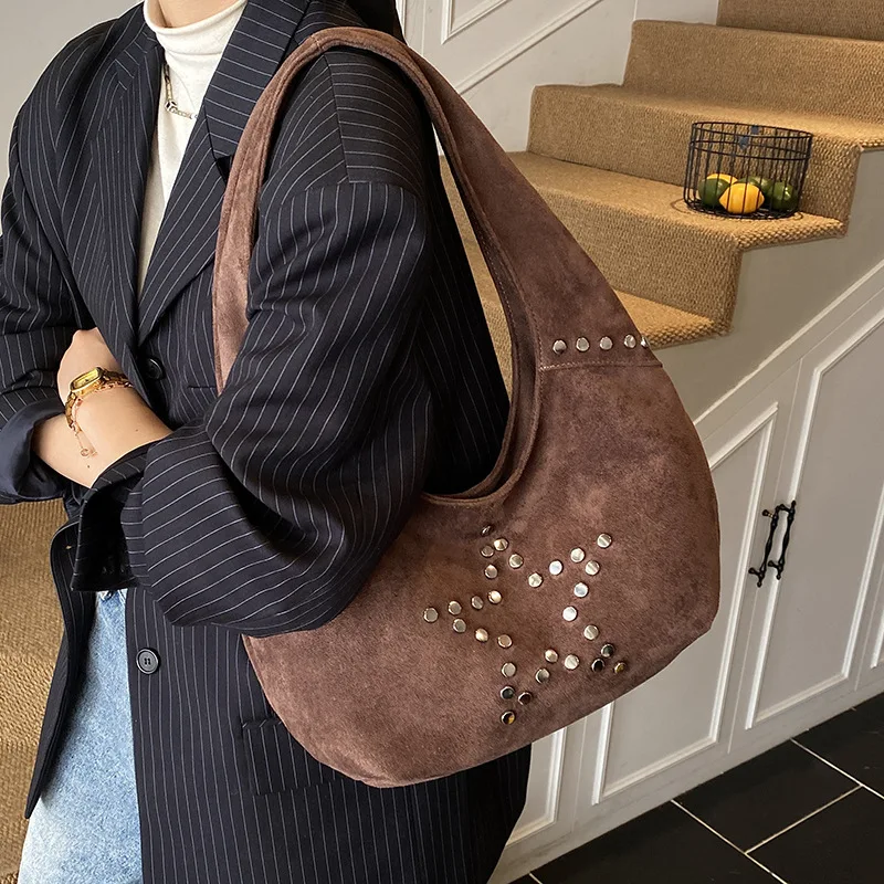 Women's Suede Bag Large Capacity Retro Y2k Star Rivet Decor Underarm Bags Punk Fashion Shoulder Storage Winter Commuter Handbag