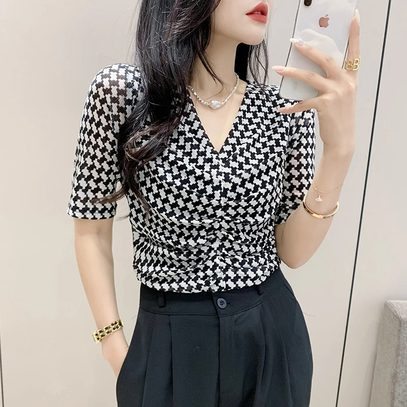 

2023 New Summer European Clothes T-Shirt Chic Sexy V-Neck Draped Print Shiny Diamonds Women's Tops Short Sleeve Mesh Tees 34167