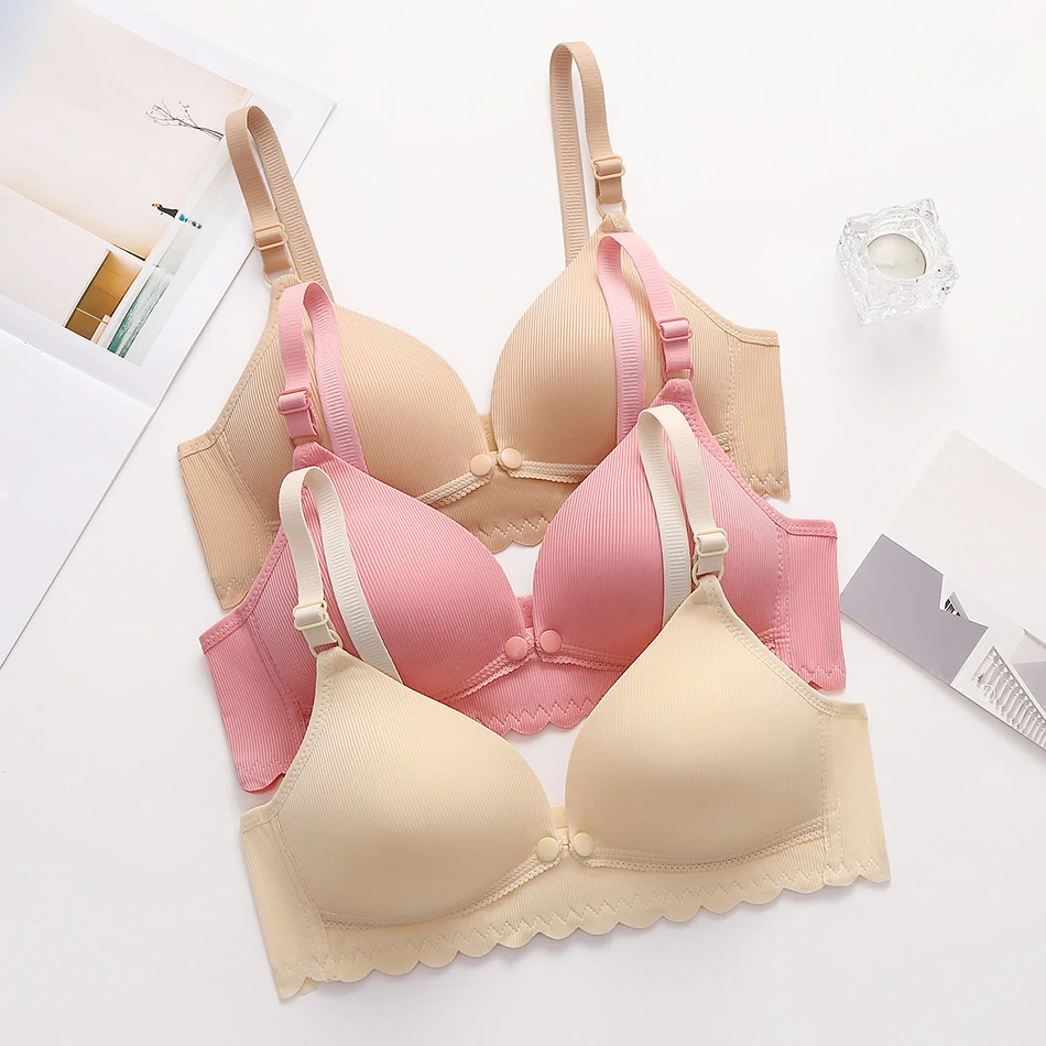 Pregnant Women Nursing Bras No Underwire with Support and Comfortable Exposure Proof Convenient for Moms Breastfeeding Sessions 3
