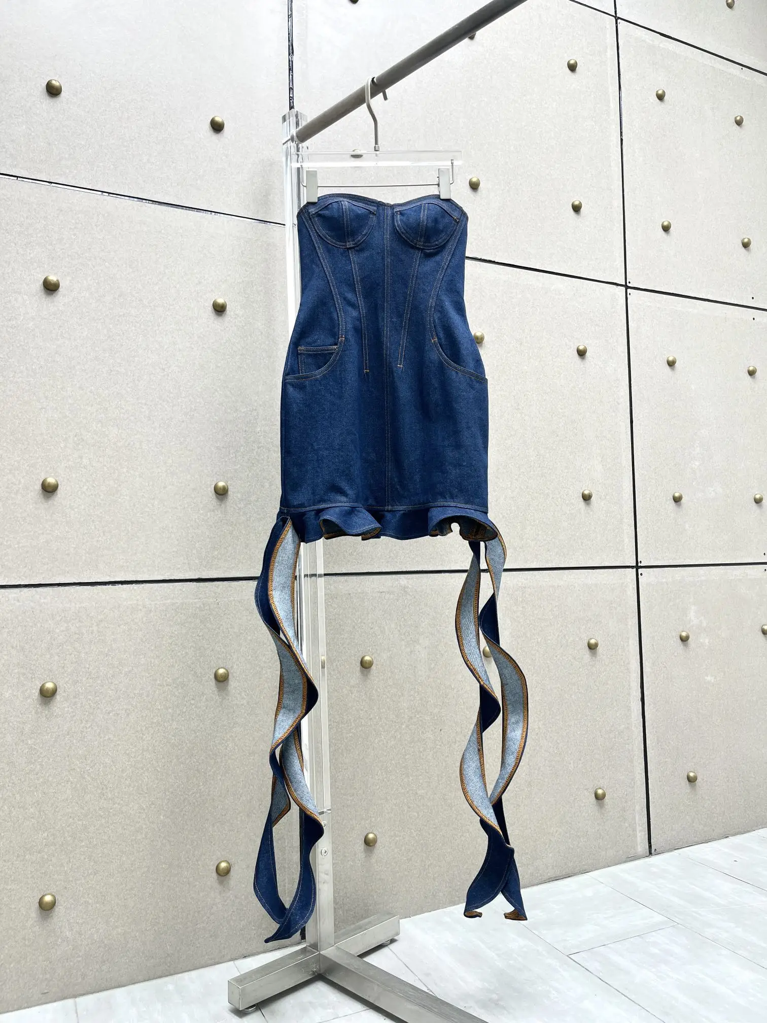 

New women's clothing for spring and summer 2023 Denim Chest Wrap Length Tied Dress 0430