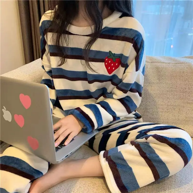 

Coral velvet pajamas female winter new small fragrant velvet thickened sweet home wear can be worn outside the pajamas set