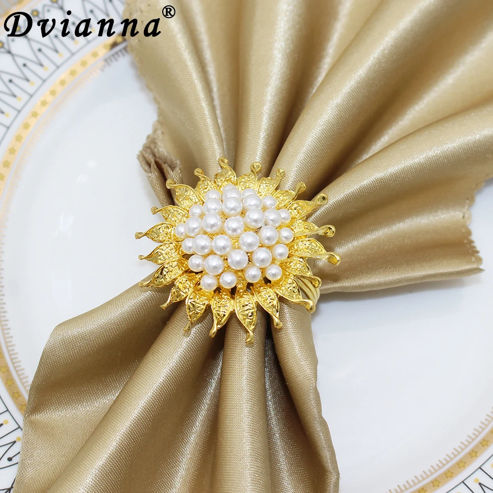 

Dvinana 6Pcs Pearls Napkin Rings Flower Napkin Holder Ring for Thanksgiving Christmas Valentine's Wedding Parties Table De HWP04