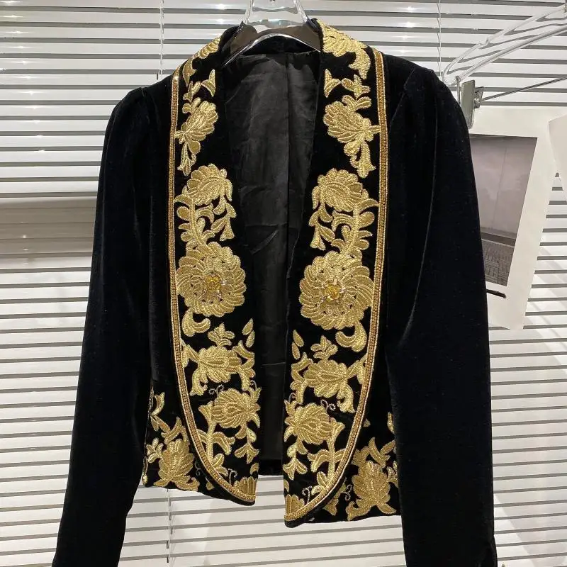 

2022 New Velvet Women Suit Fashion Blazers Autumn Spring Casual Women Coat Black Top Coat Heavy Industry Embroidery Flowers