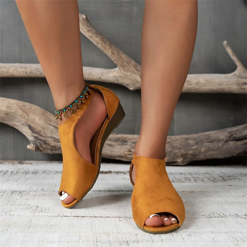 2023 New Wedge Ankle-Strap Buckle Peep Toe Suede Peep Toe Hot Women's Sandals
