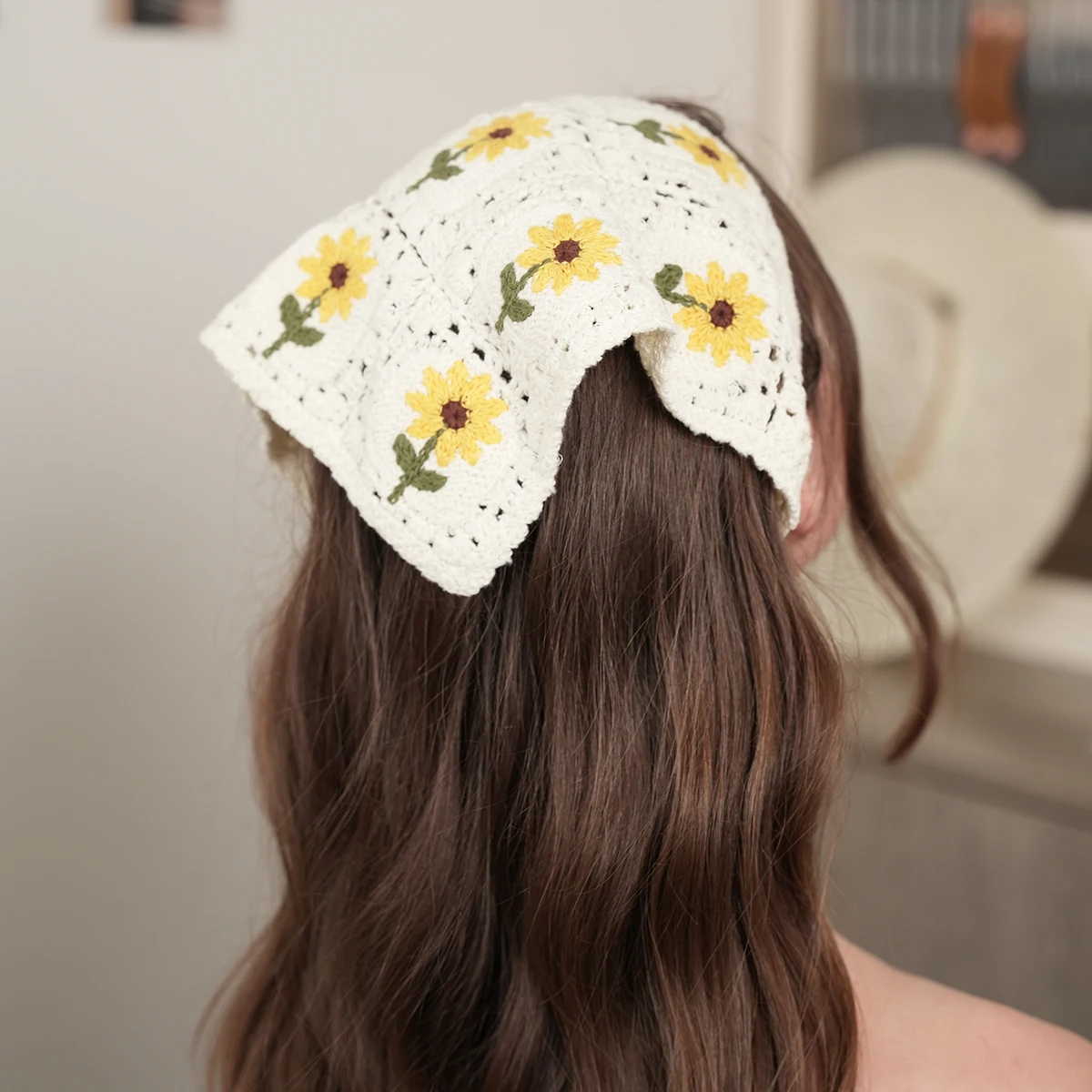 Knitted Sunflower Triangle Scarf Bandana Headbands For Women Flower Crochet Beach Holiday Travel Hair Bands Turban Kerchief