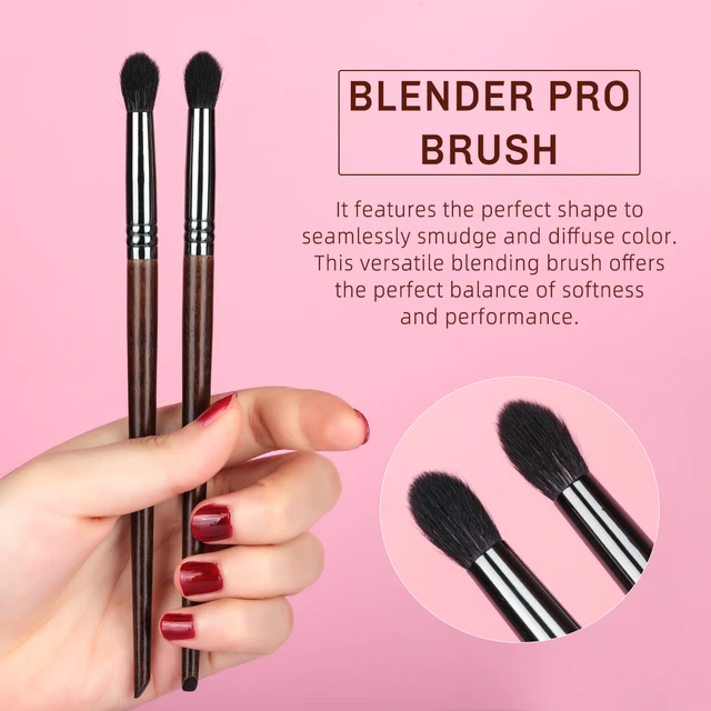 TAPERED BLENDING BRUSH