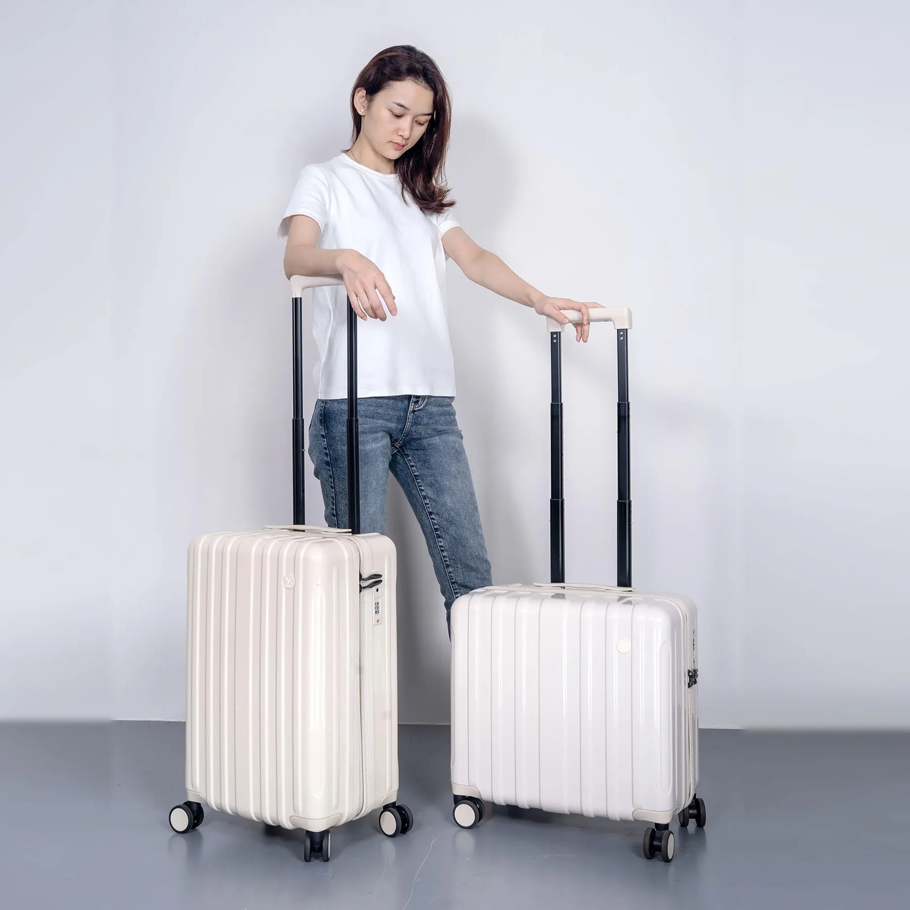 202428 3PCS ensemble Roue universelle Valise Trolley Valise Trolley  professionnel bagages fixe - Chine Les bagages de voyage et les bagages en  cabine prix