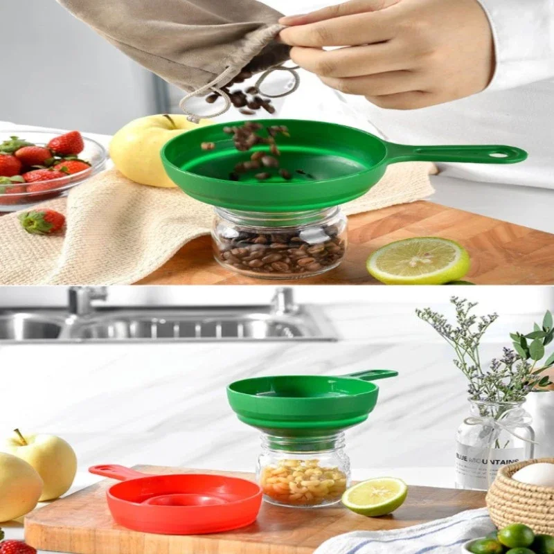 

Silicone Collapsible Funnel Foldable Telescopic Liquid Filling Funnel Wide Mouth Regular Jam Spice Package Kitchen Jars Tools