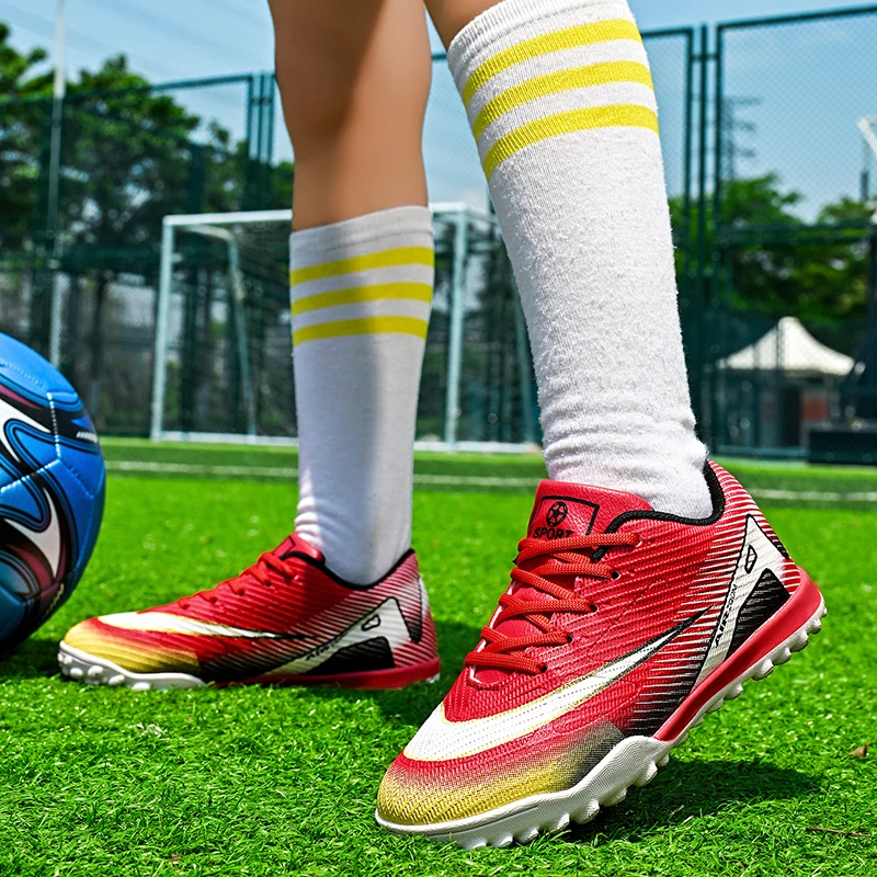 Men's Professional Soccer Shoes – Durable, Comfortable Football Boots for Match Play