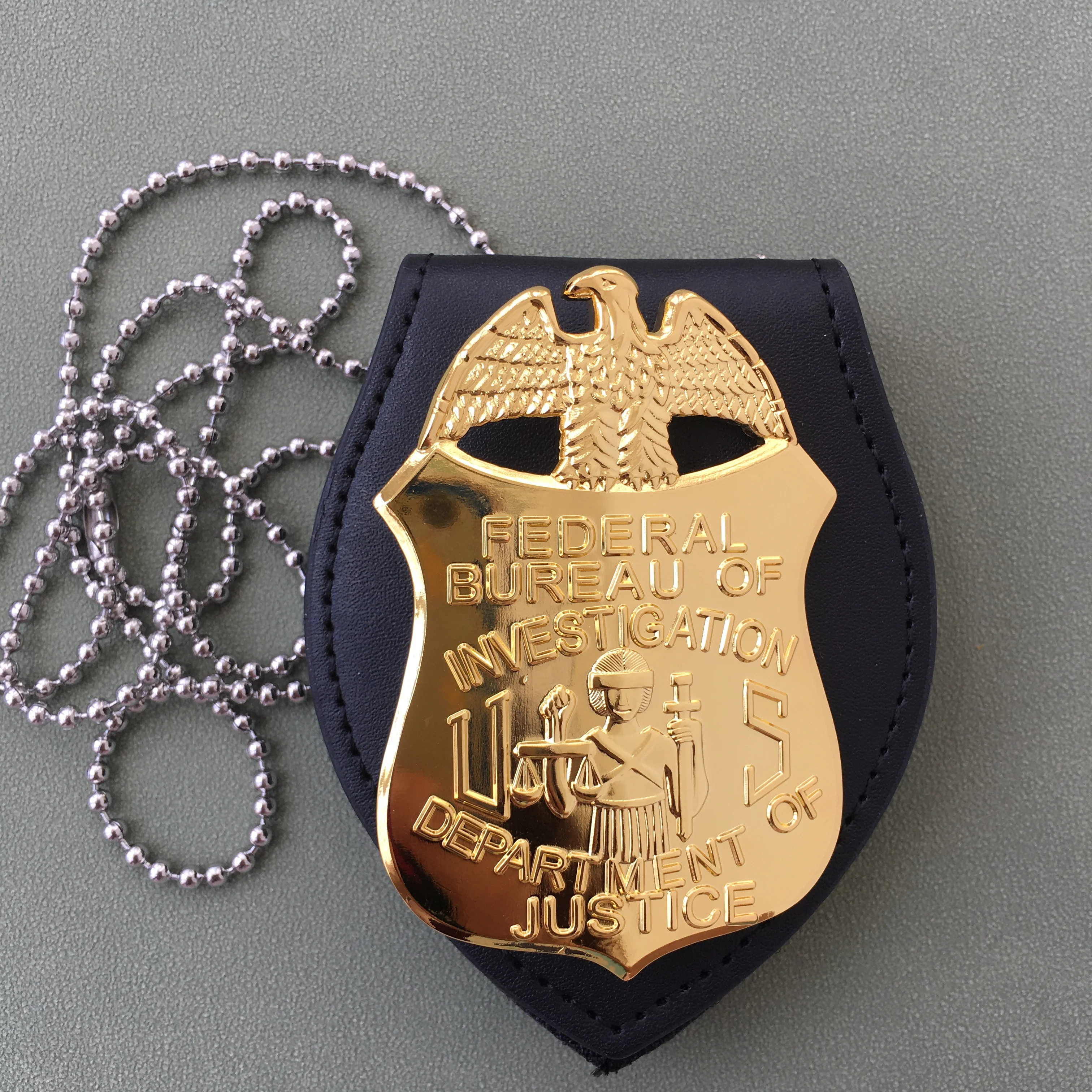 

U.S. FBI Department of Justice Metal Badge 1:1 Cosplay Movie Props Pin SET Badge Role Play