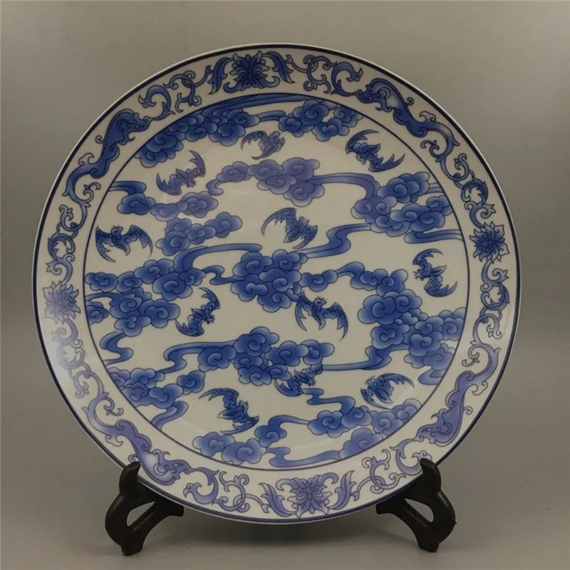 

Ancient Chinese Ceramics Painting Auspicious Clouds Traditional Plate Bule and White Retro Plate Dishes and Plates Sets