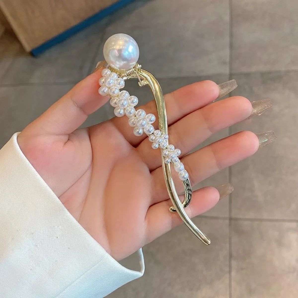 Elegante Glitzer-Perlen-Haarspange für Frauen, trendige gedrehte Haarspange, Mädchen, modisch, Alltag, Haar-Accessoire, Schmuck, Haarnadel – Detail 9