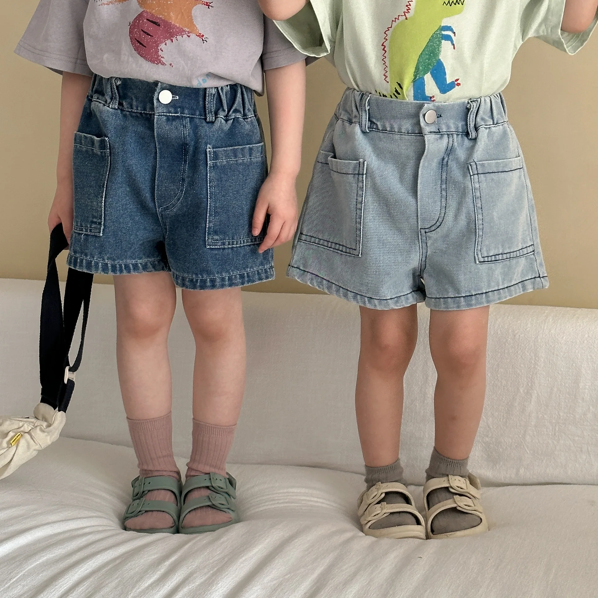 6005 Children's Jeans Short Pants Summer Hot Sale Big Pocket Girls Denim Pants Baby Loose Casual Trousers