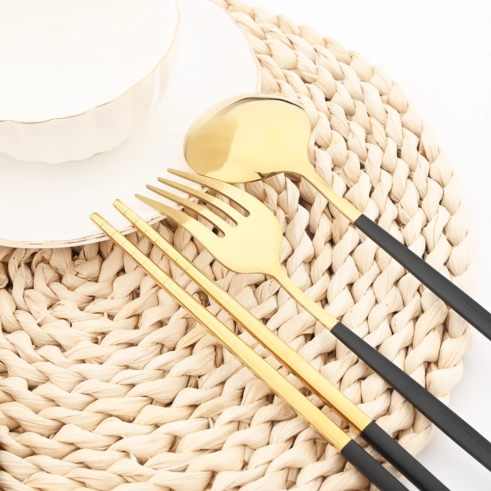 Description Picture 3 of itemBlack 16Pcs Luxury Dinnerware Set Stainless Steel Flatware Non-slip Chopsticks Knife Fork Spoon Cutlery Set Korean Tableware Set
