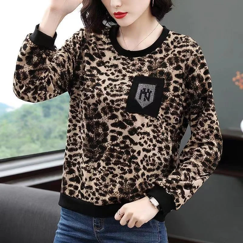 2023 Spring Autumn Leopard Printing Long Sleeve Hoodies Women High Street Fashion Vintage Elegant Diamonds Patchwork Pullovers