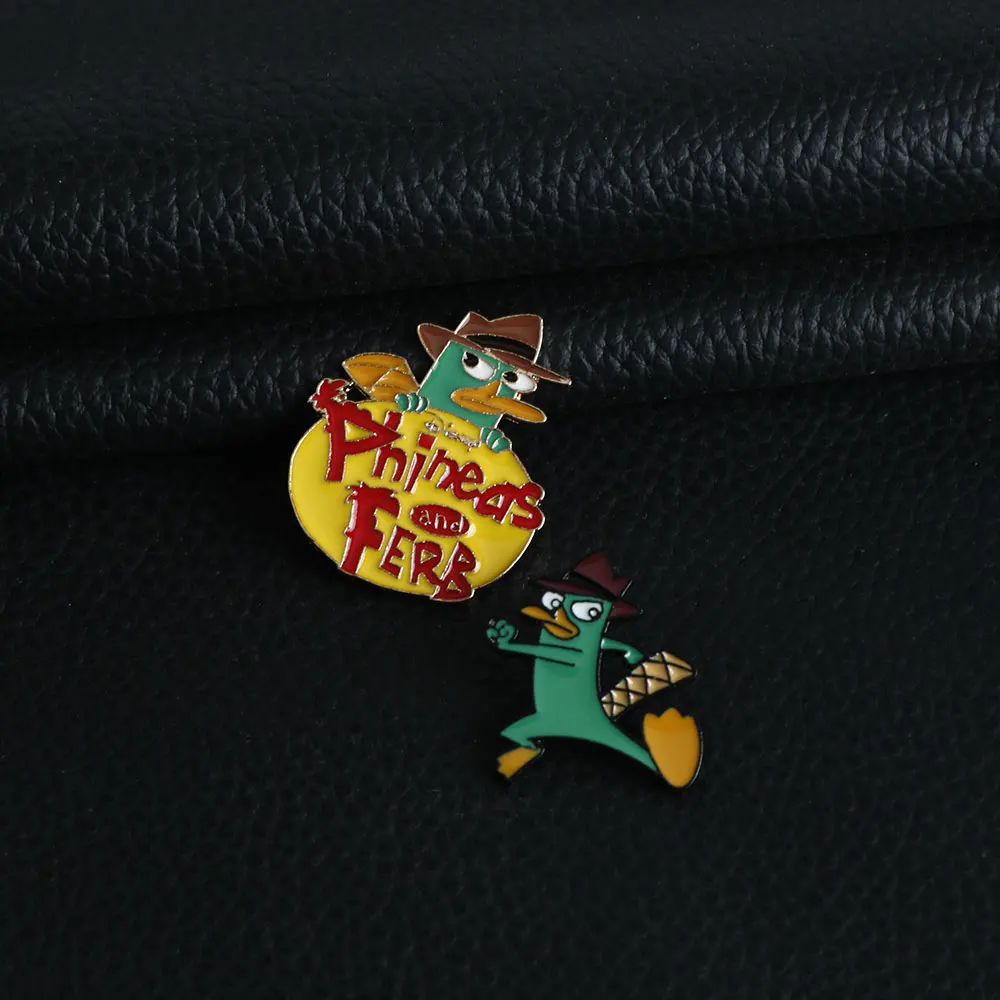 Classic Cartoon Phineas & Ferb Badge Brooch Pins Cute Green Animal Perry The Platypus Shape Enamel Brooches Jewelry Cosplay Gift anime brooches,game brooch