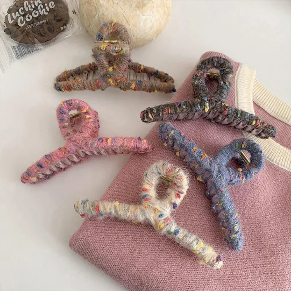 

Зимняя красочная милая заколка для волос, милая фотозаколка большого размера, заколка для волос в виде акулы, теплая заколка для волос, Женская фиксированная заколка для хвоста, головной убор