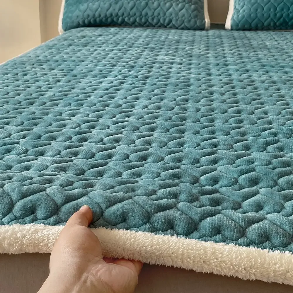 Soft Mattress Toppers Dormitory Home Single Double Foldable Bed Sheet Thin Tatami Blanket Pad Winter Warm Protection Pad
