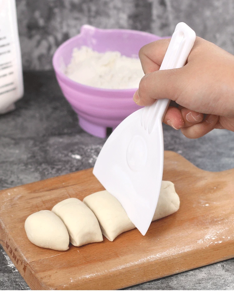 Cake knife Plastic Scraper Butter Dough Cutter DIY Baking Kitchen Tools soft-scratch boards chocolate shovel tri-angle