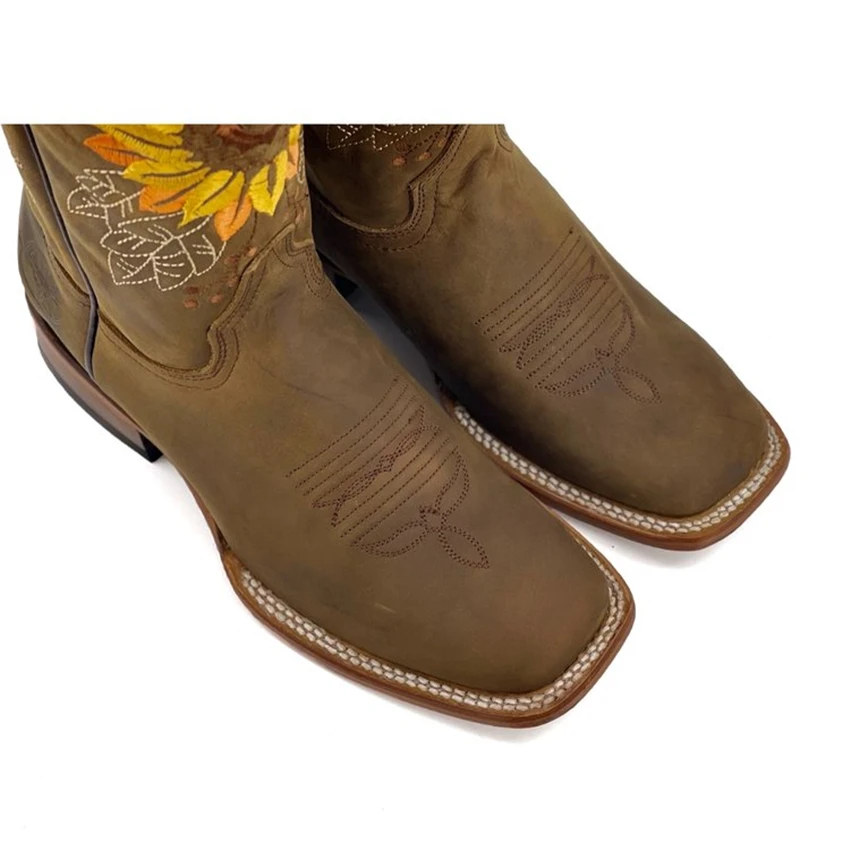 Women's Embroidered Western Boots 5
