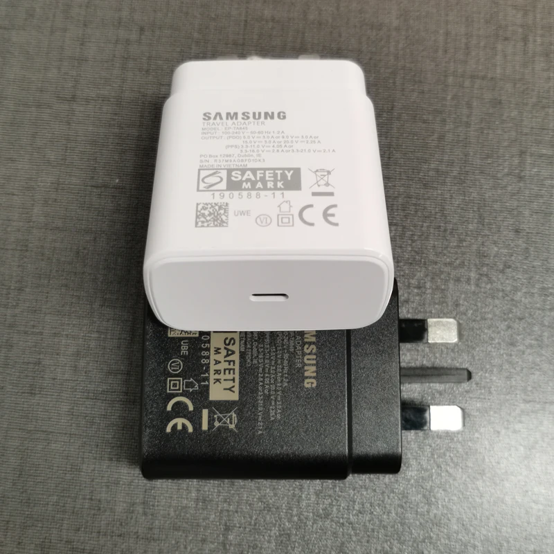 UK Plug 45W Super Fast Charger Power Adapter