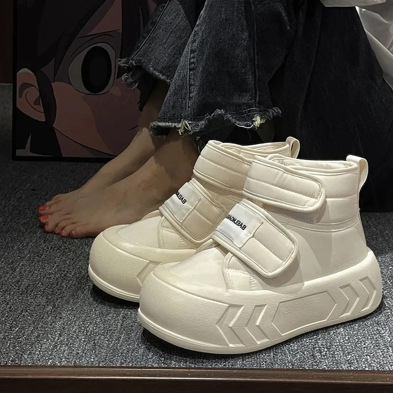 

Thick soled snow boots for women in autumn and winter 2024, new versatile casual plush and thick cotton shoes for women