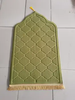 Prayer Mat for Muslim Ramadan Flannel Carpet 1