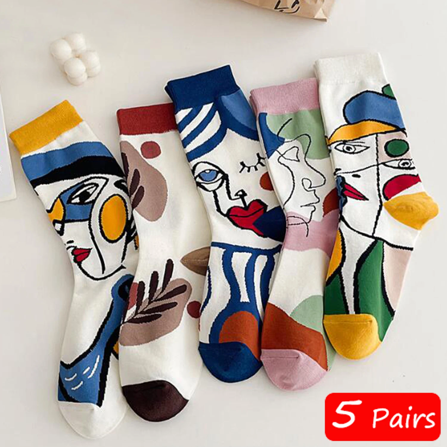 Set of 5 Cute & Aesthetic Women's Fun Socks - Kawaii Cartoon Mid-Tube Crew Socks