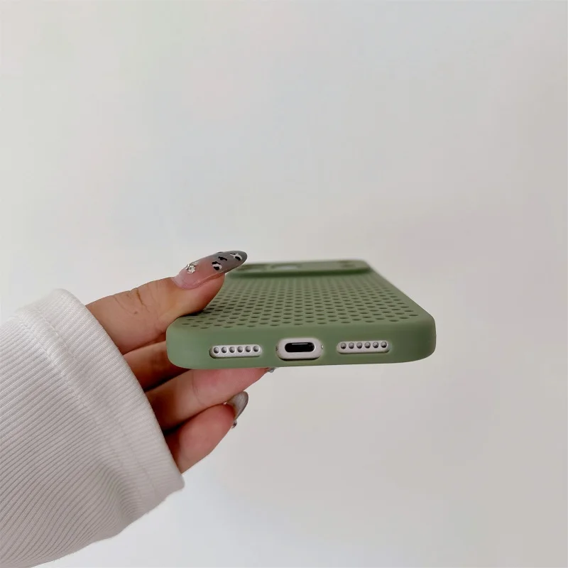 Cooling Breathable Soft Silicone Phone Case with Heat Dissipation