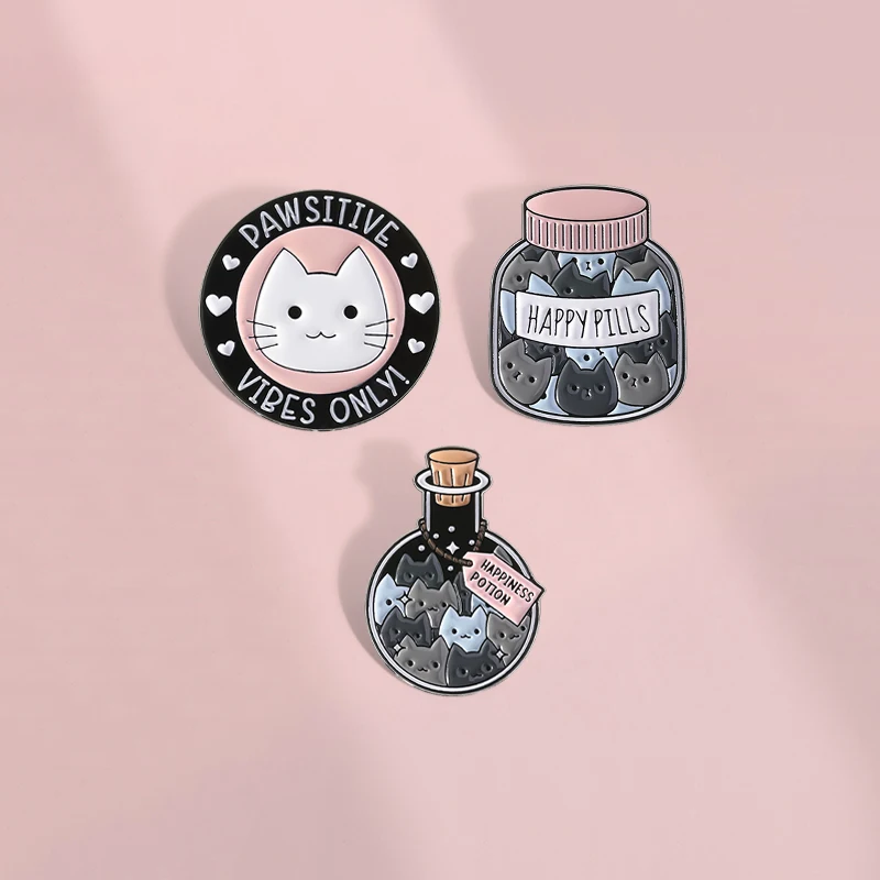 Cartoon Katze Glück Trank Emaille Pins Pawsitive Vibes Nur Kawaii Flasche Katze Brosche Revers Abzeichen Tiere Haustier Katzen Schmuck Geschenk – Detail 8