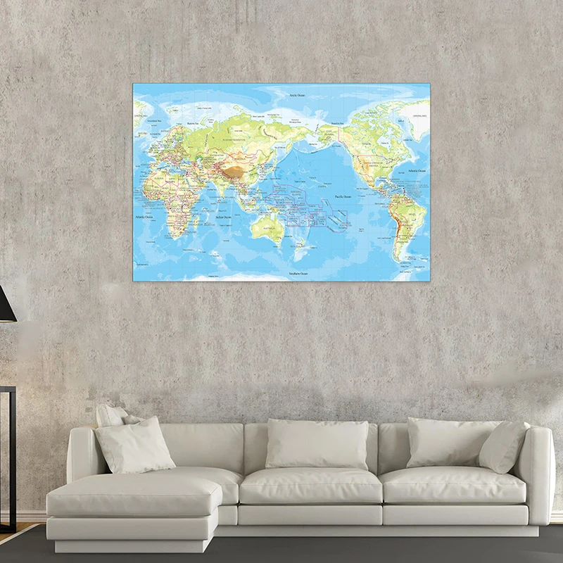 Рисунок 4 - Холщовая картина с картой мира