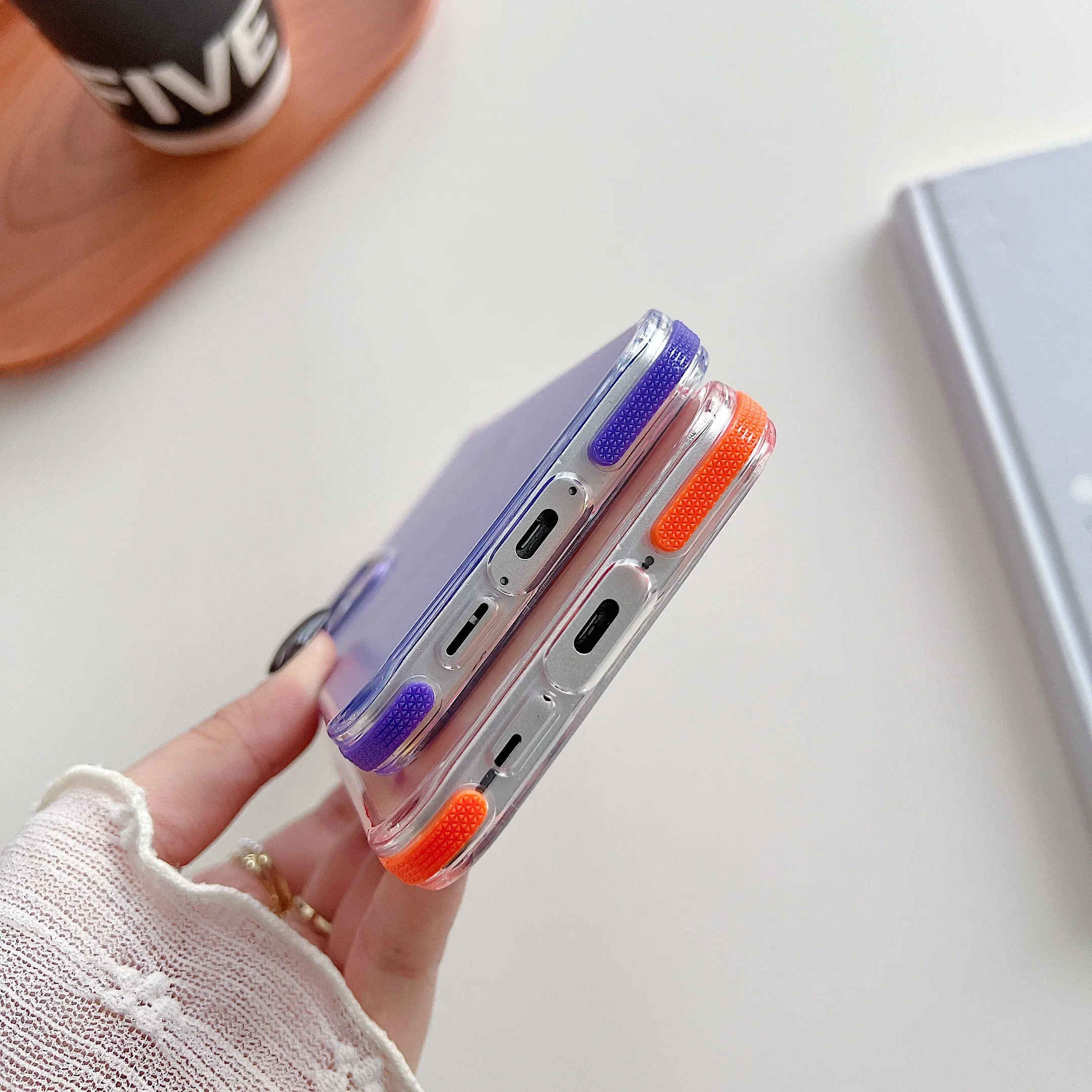 Aurora Magnetic Phone Case with Wireless Charging Capability