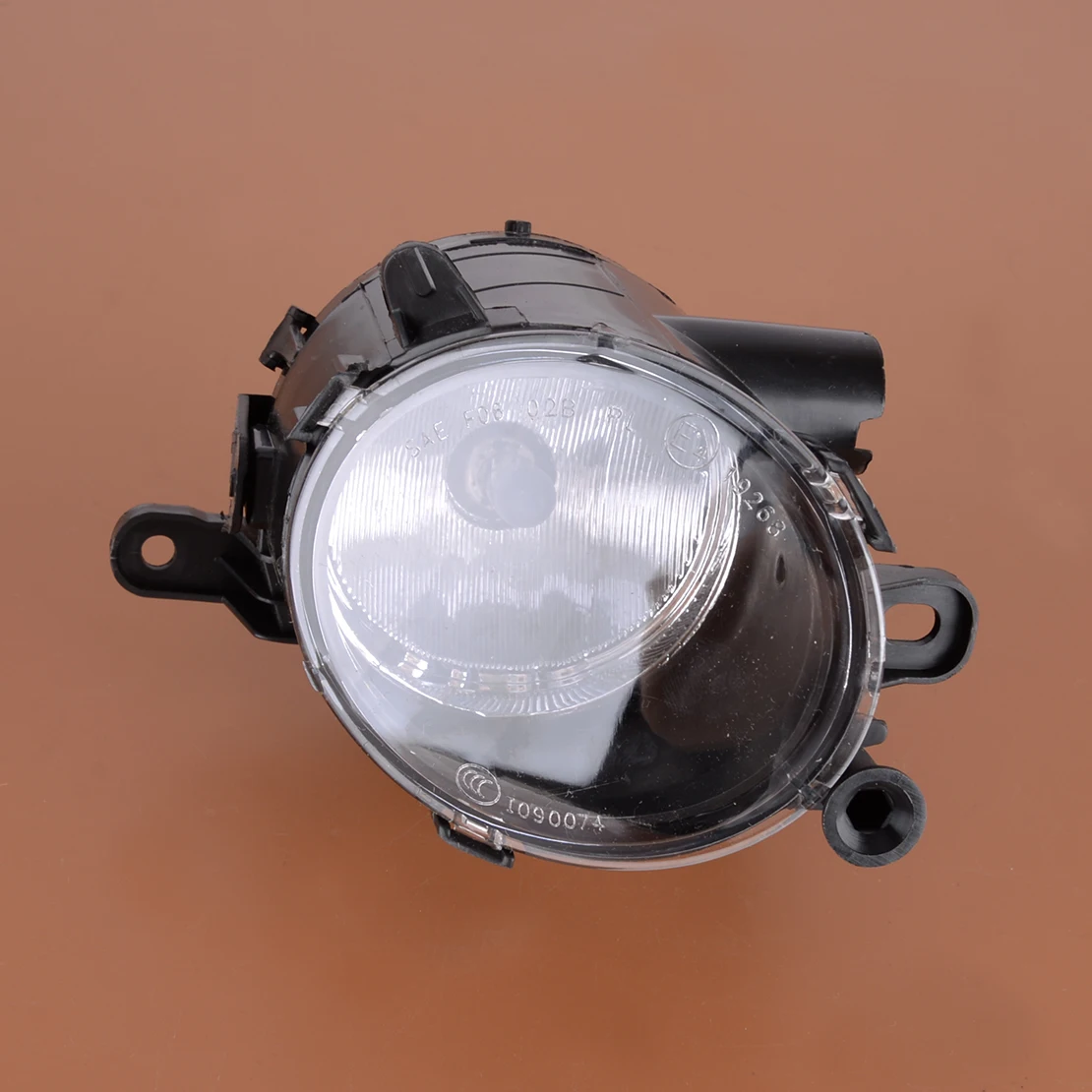 

Автомобильный передний правый Прозрачный Бампер H10, противотуманная модель 22865975 GM2593320, подходит для Buick Regal Sport Touring Premium 2017 2016