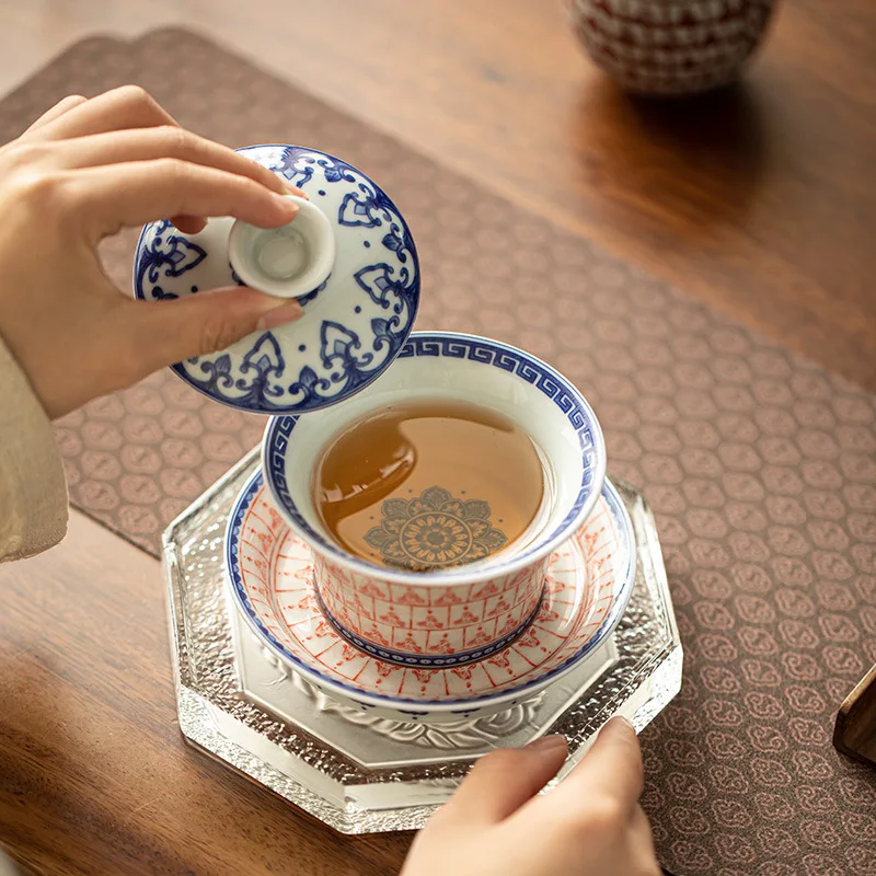 Chinese Ceramic Gaiwan Handmade Blue and White Porcelain Teacup Hand-painted Buddha Tea Bowl Beauty Tea Infuser Teaware
