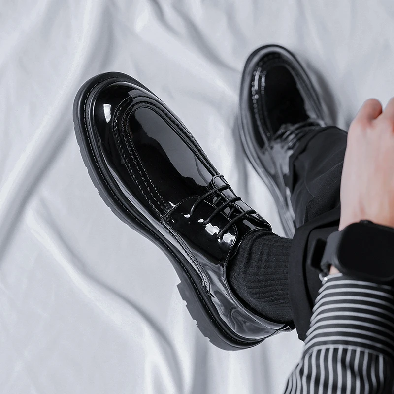 

Fashion Formal Pointed Toe Lace Up Office Wedding Black Leather Shoes for Men Luxury Brand Formal Men Oxford Brogue Shoes Mens