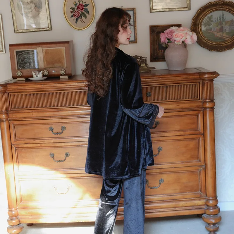 Рисунок 4 - Женские осенне-зимние толстые пижамы