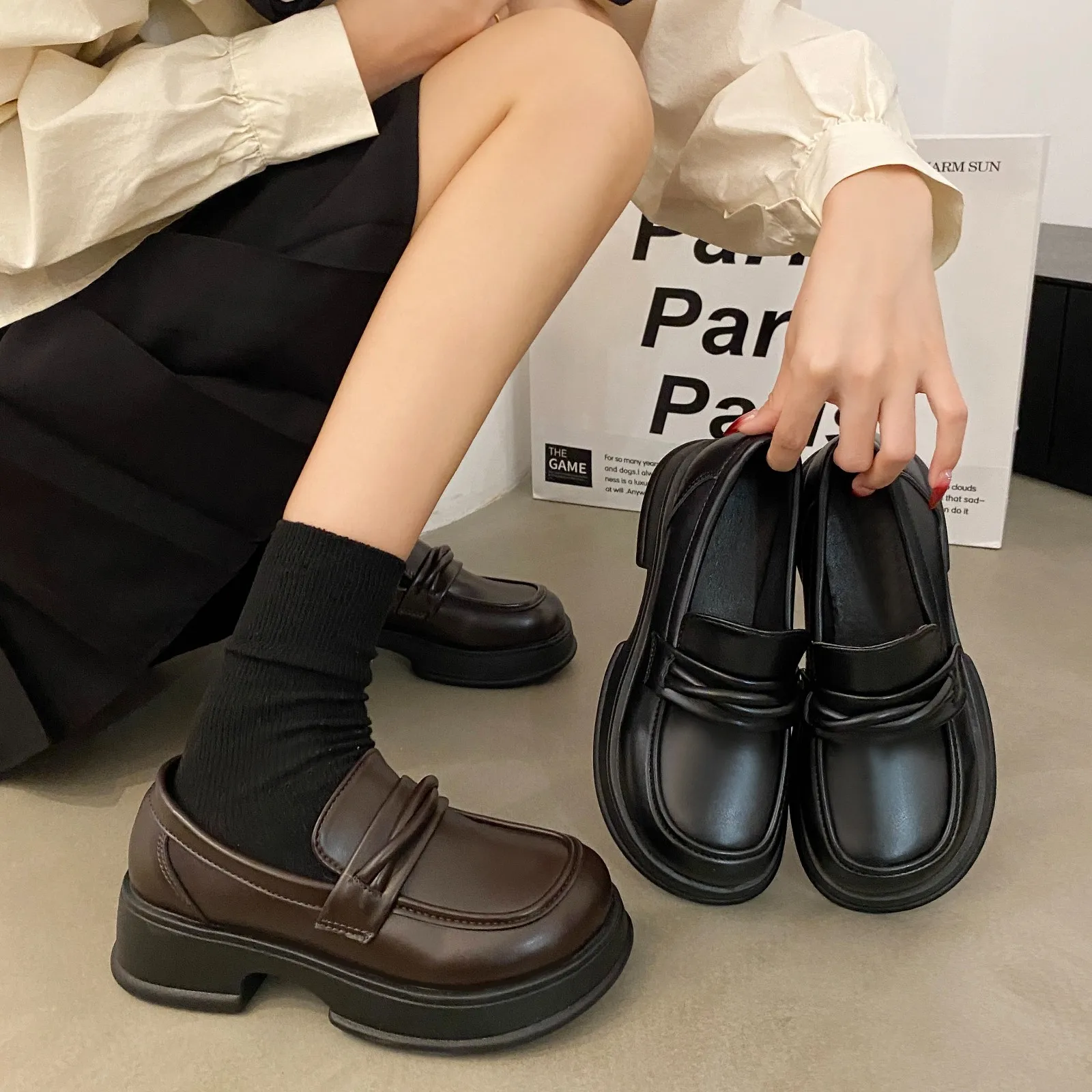 

Лоферы женские на платформе, повседневные универсальные туфли-оксфорды, без застежки, круглый носок, в британском стиле, осень