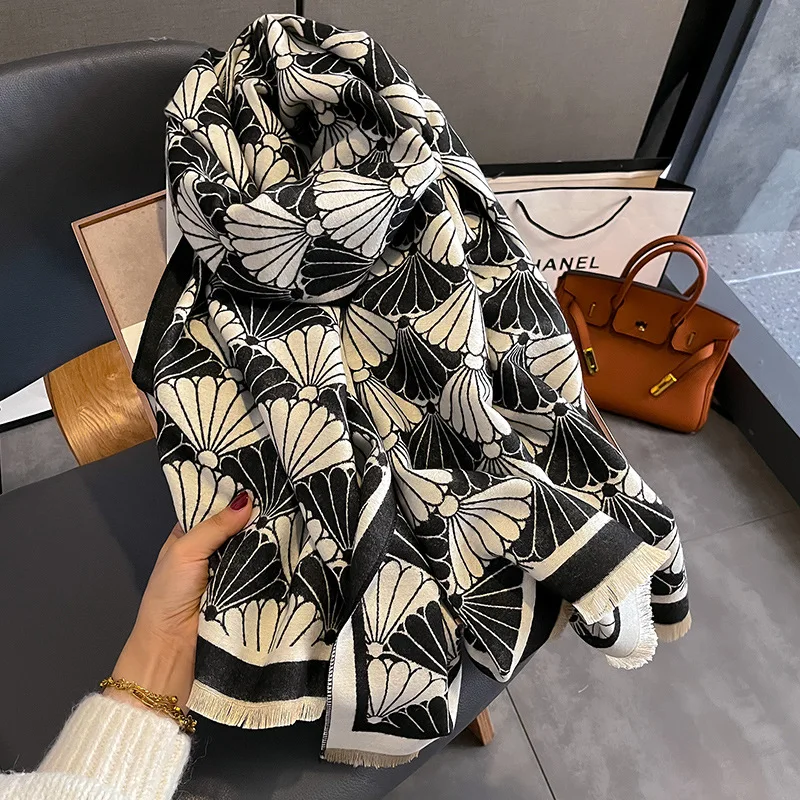 

Female Warm Blanket Foulard Shawls Winter Cashmere 190X65CM Scarf Luxury Brand Fringe Large Bandana New Style Thick Wrap Scarves