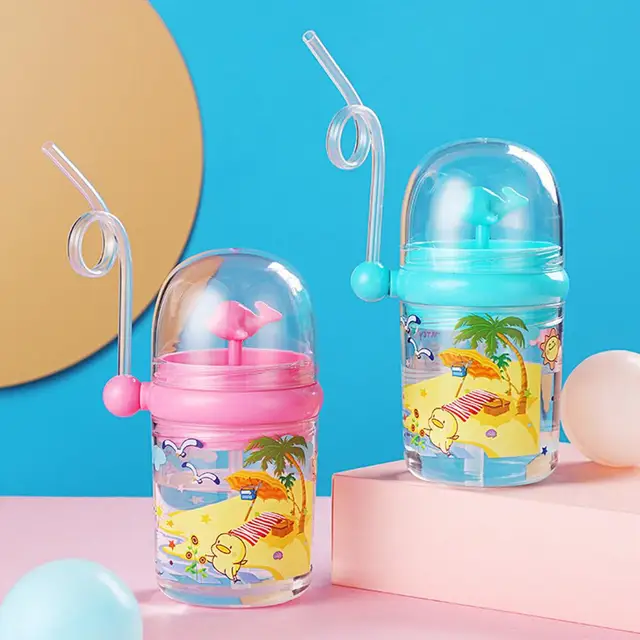 어린이가 좋아하는 음료를 편리하고 위생적이며 재미있게 즐길 수 있는 빨대 휴대용 누수 방지 어린이 컵