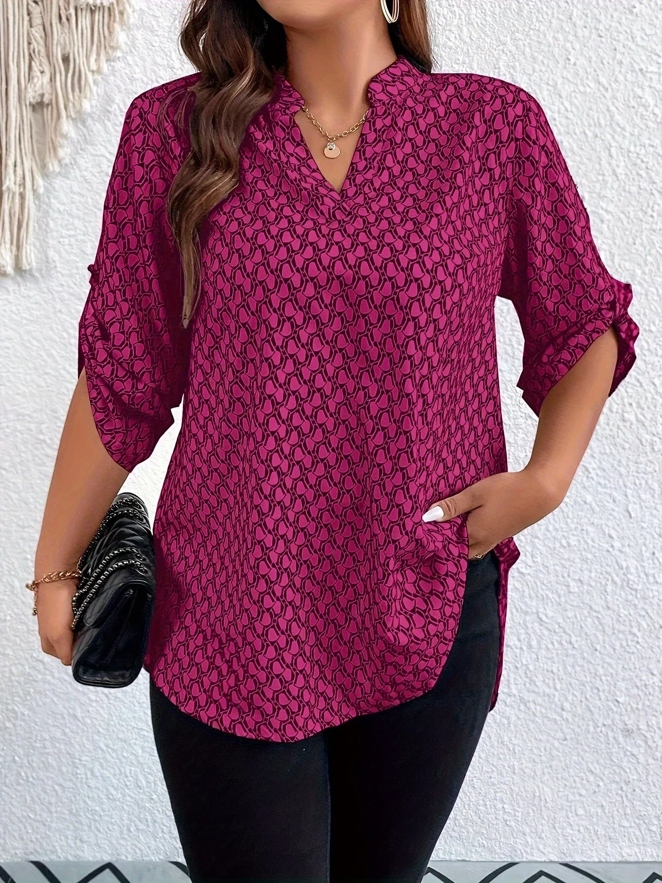 Women's Plus Size 1XL-5XL Printed Shirt with Rolled Edge Sleeves Casual V-neck Top