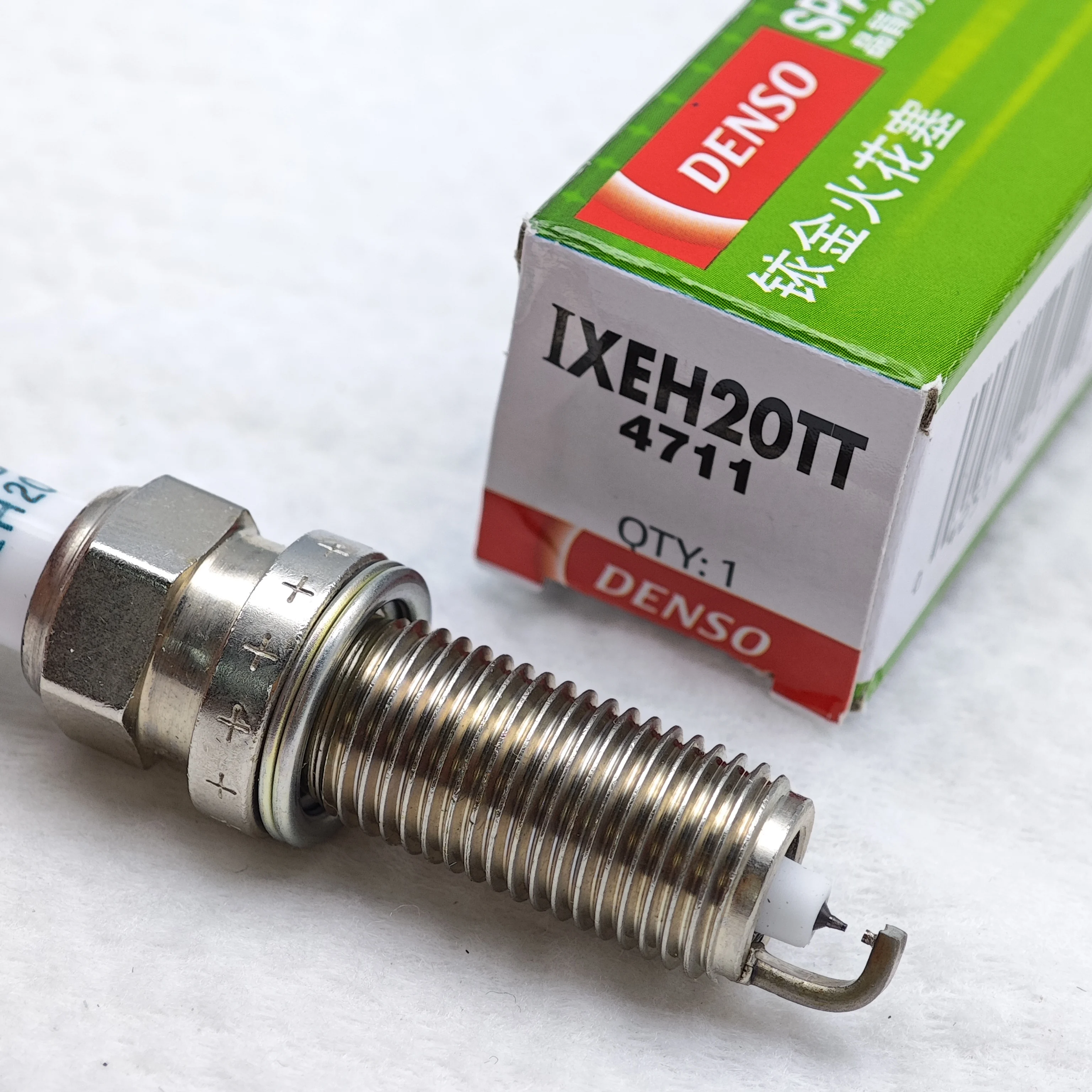 4pcs Original DENSO Iridium Spark Plug IXEH20TT 4711 Suitable for